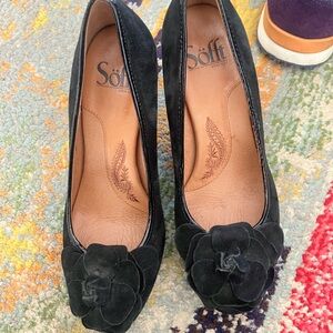 Söfft Black Suede Floral Ballet Flats